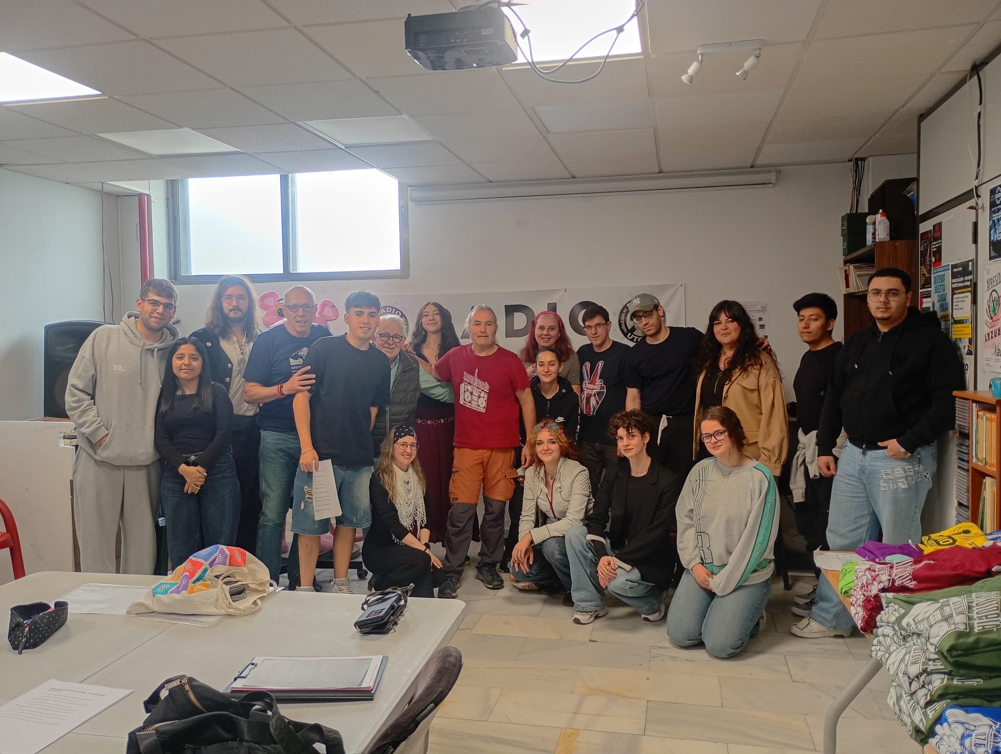 ESPECIAL IES GINER DE LOS RÍOS (50 AÑOS) EN RADIO UTOPÍA