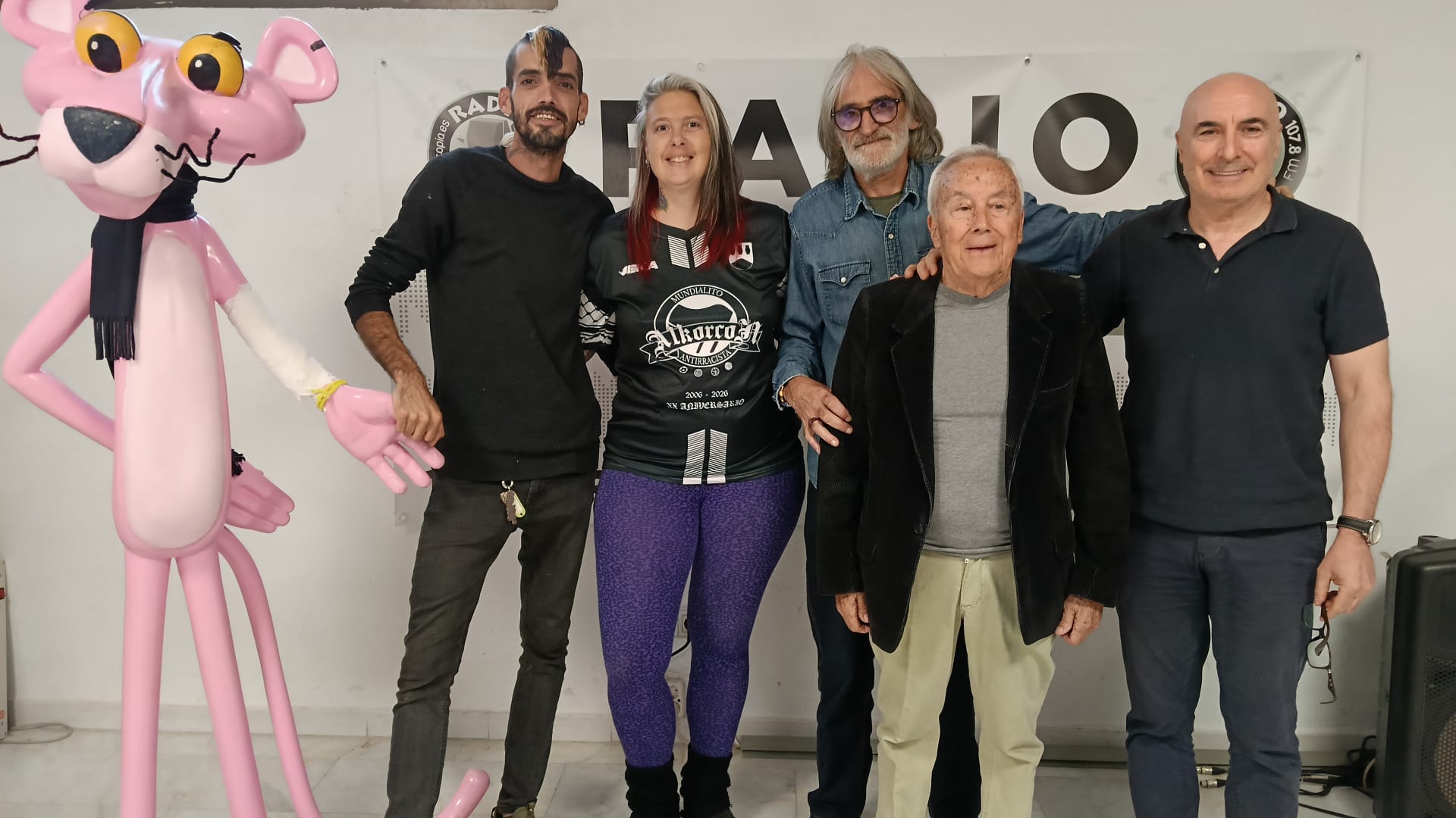 Representantes de la Acampada de Sol en Otra Movida.